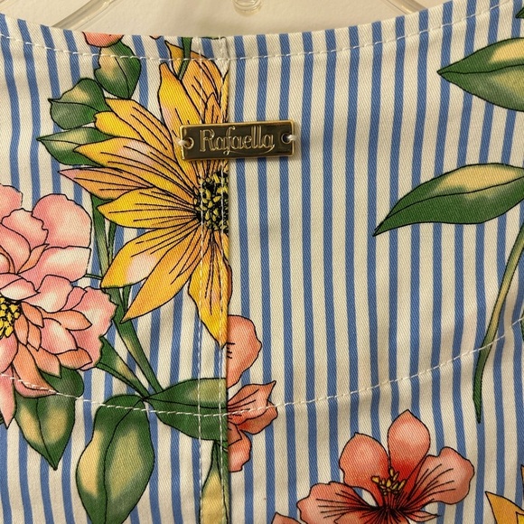 Rafaella Blue Striped Floral Top - Picture 5 of 6